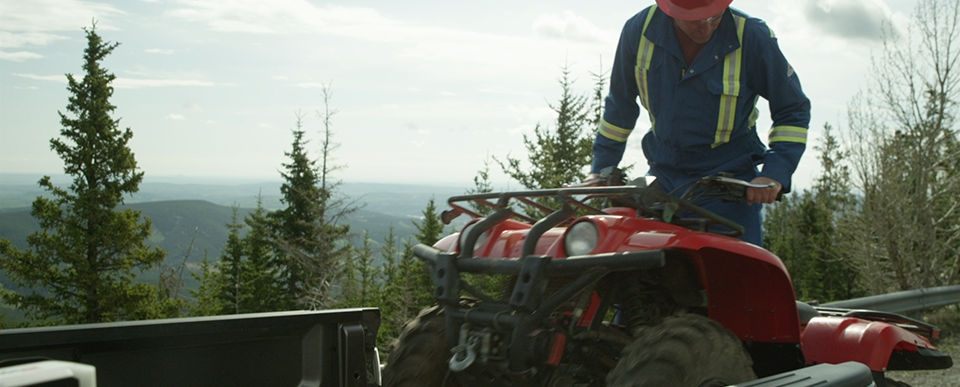 Blog-Imagens-Blackline-Risco de segurança-risco de queda-Loner-Bridge-dispositivos para trabalhadores isolados