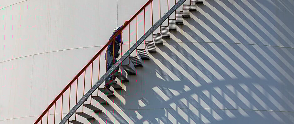 Detecção de quedas para segurança do trabalhador