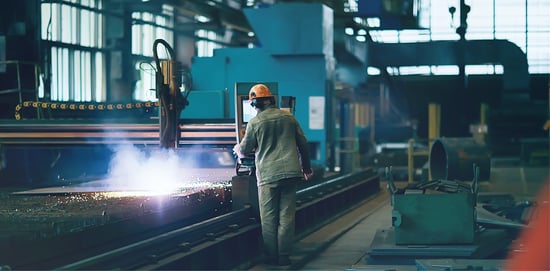 Segurança conectada para operadores de máquinas que trabalham sozinhos