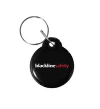 g8-trabalhador-isolado-página-acessórios-tag-atribuir2